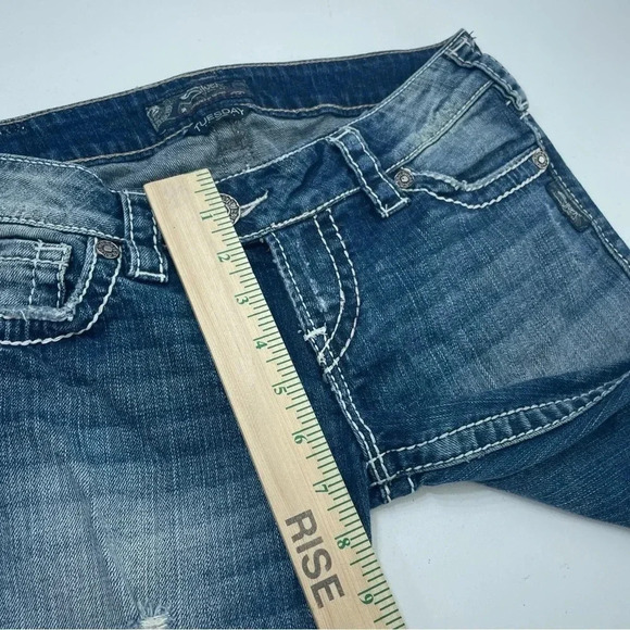 Silver Jeans Tuesday 27x33 womens Distressed blue 3457 - Picture 7 of 11